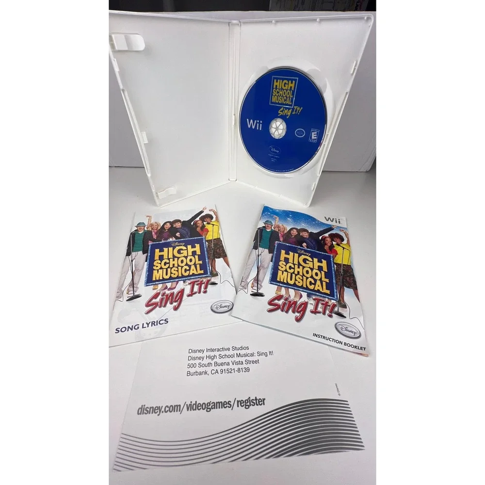 Disney High School Musical Sing It‎ Video Game for Nintendo Wii 2007